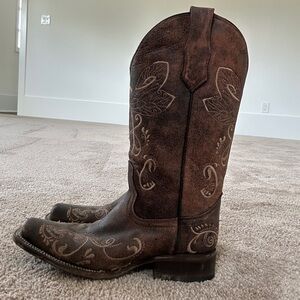 Circle G Rich Brown Leather Boots